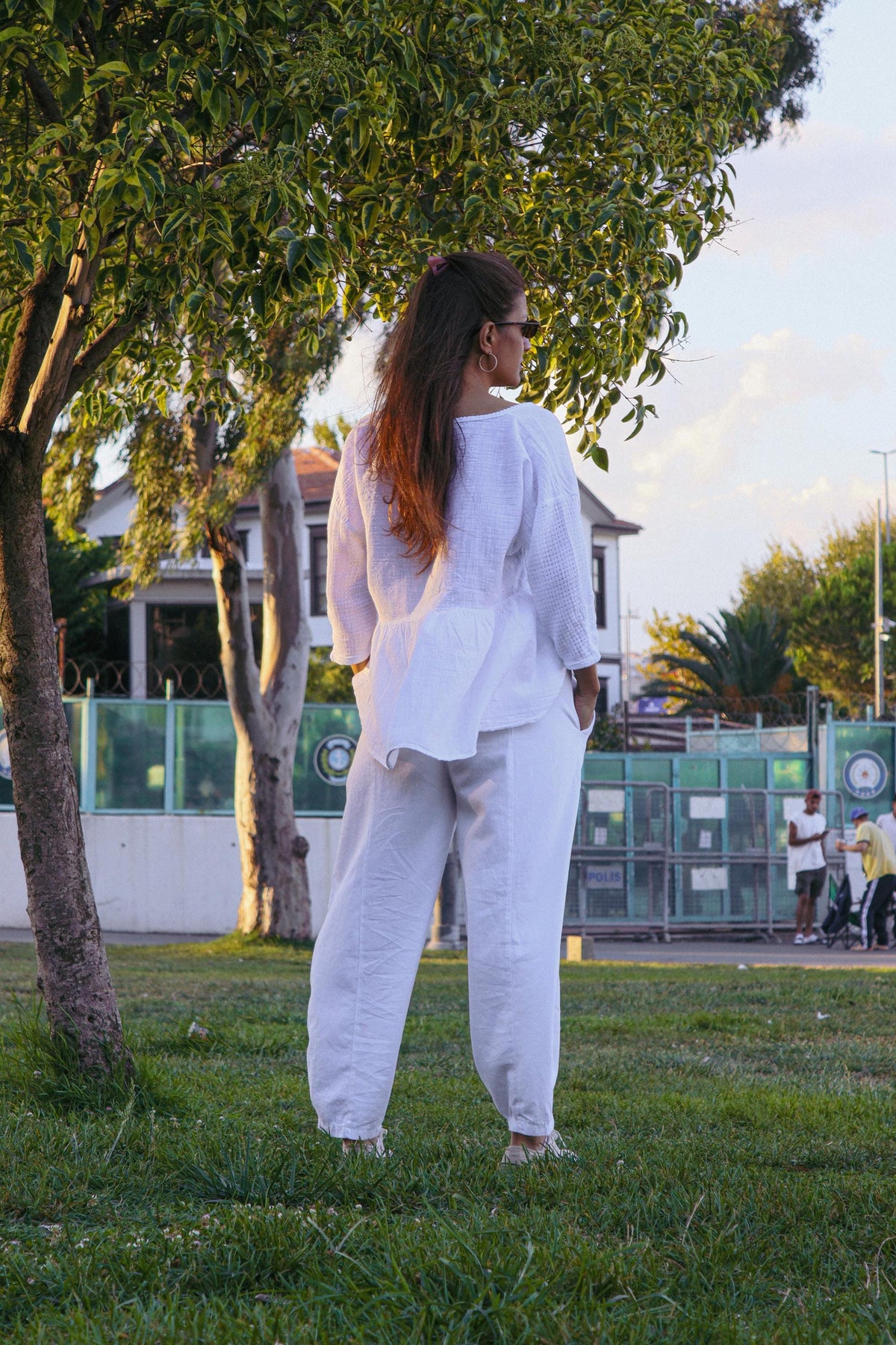 Beyaz Keten Pamuklu Kruvaze Üst