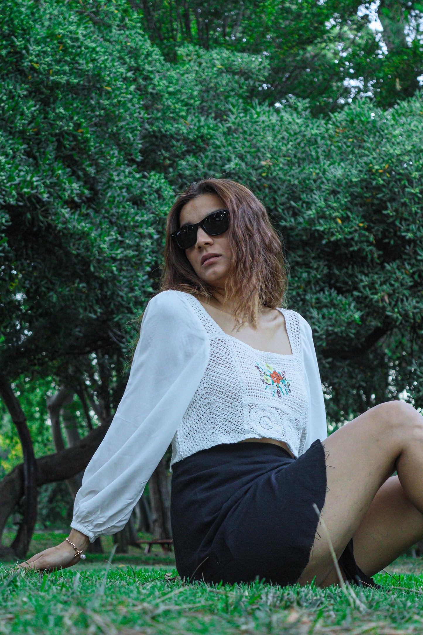 Boho White Crop Top with Floral Embroidery – Free Size Cotton Linen Blend, Handmade Hippie Festival Clothing, All Season Casual Outfit