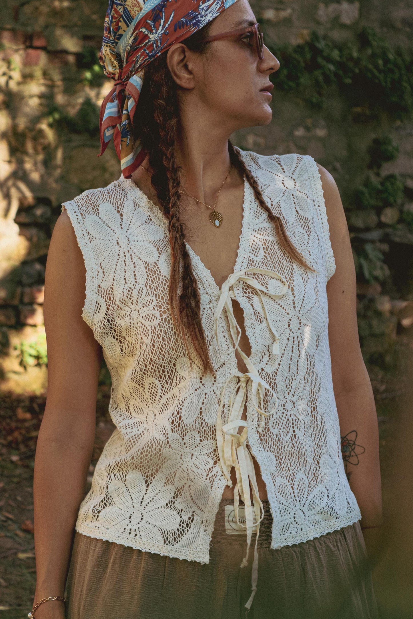 Boho Lace Vest Top – White Cotton Linen Blouse with Floral Leaf Crochet, Tie Front Yelek, Festival Outfit, S M L, Hippie Bohemian Style
