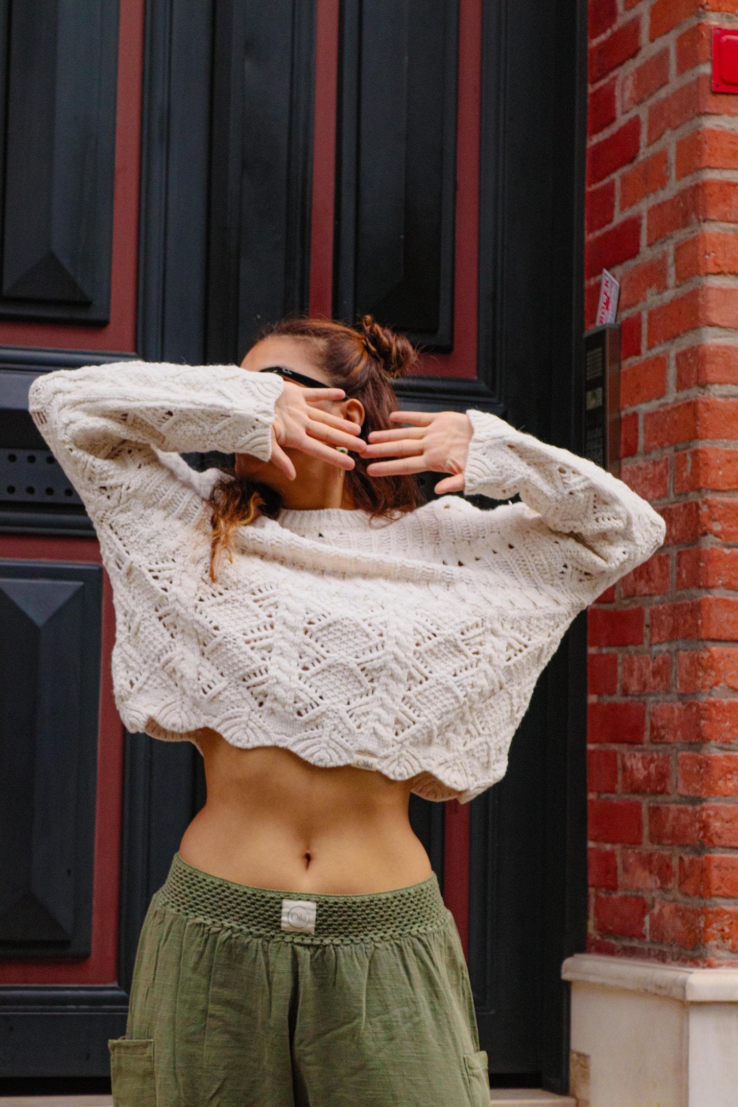 Handmade Cream Cable-Knit Sweater Women – Boho Short Chunky Cotton Sweater, Soft Textured Knitwear, Cozy Gift for Her, Sustainable Fashion