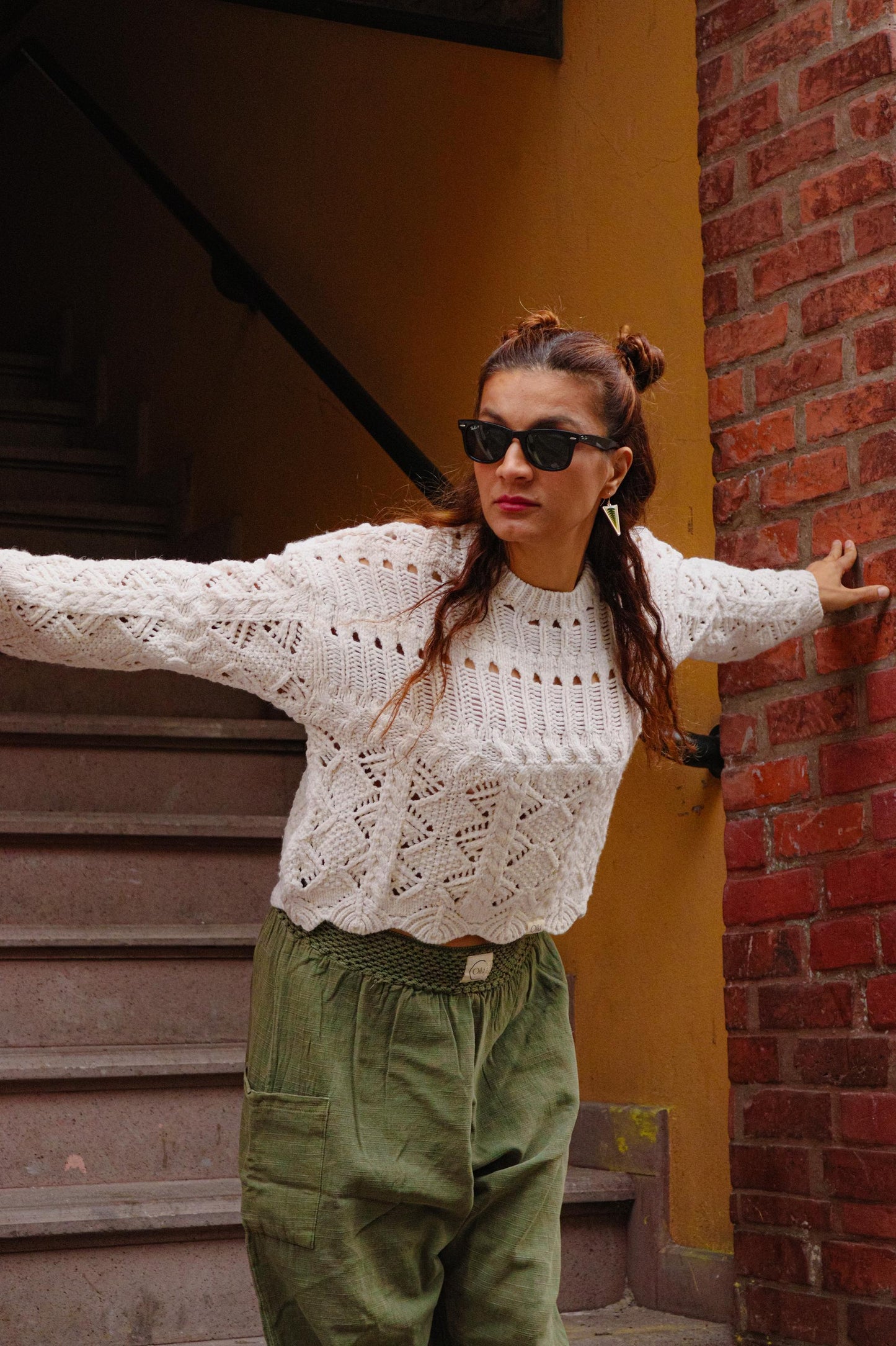 Handmade Cream Cable-Knit Sweater Women – Boho Short Chunky Cotton Sweater, Soft Textured Knitwear, Cozy Gift for Her, Sustainable Fashion