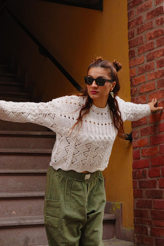 Handmade Cream Cable-Knit Sweater Women – Boho Short Chunky Cotton Sweater, Soft Textured Knitwear, Cozy Gift for Her, Sustainable Fashion