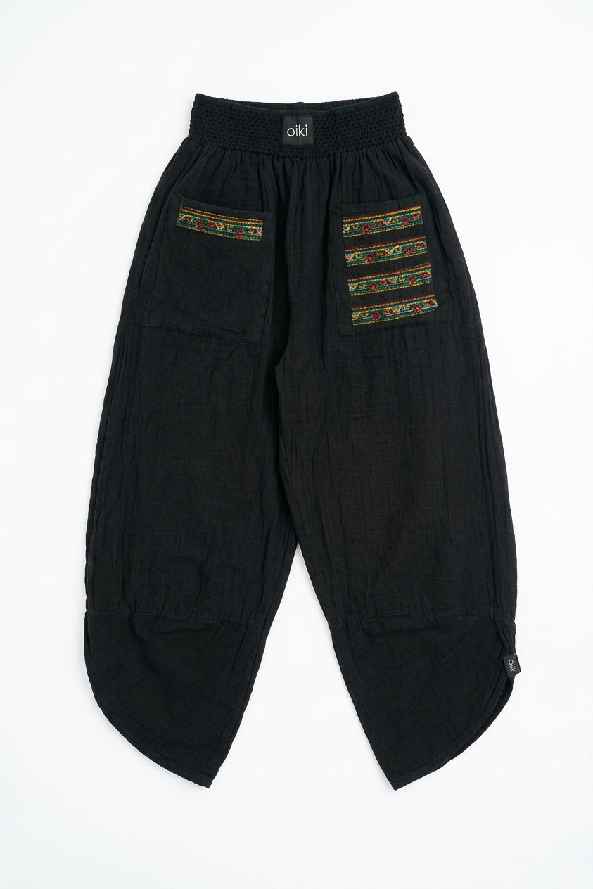 Siyah Retro Nakışlı V Paça  Pantolon